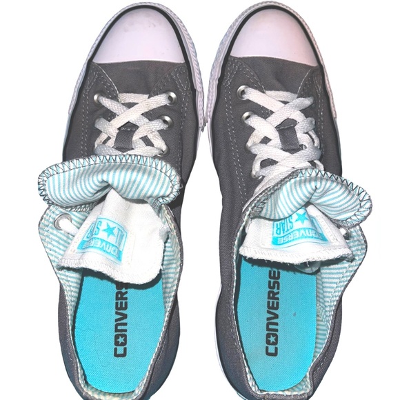 Like new gray,low top,dbl tongue, Converse Chuck Taylor All Star shoes,wmn sz 9. - Picture 2 of 5